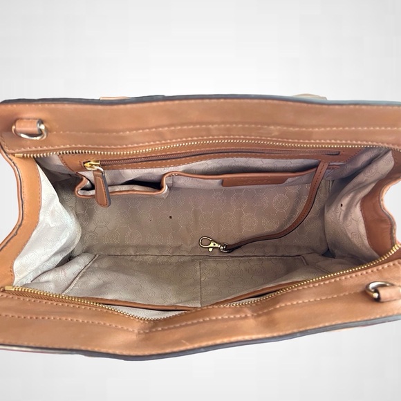 MICHAEL Michael Kors Brown Quilted Leather Selma Satchel - Picture 5 of 11